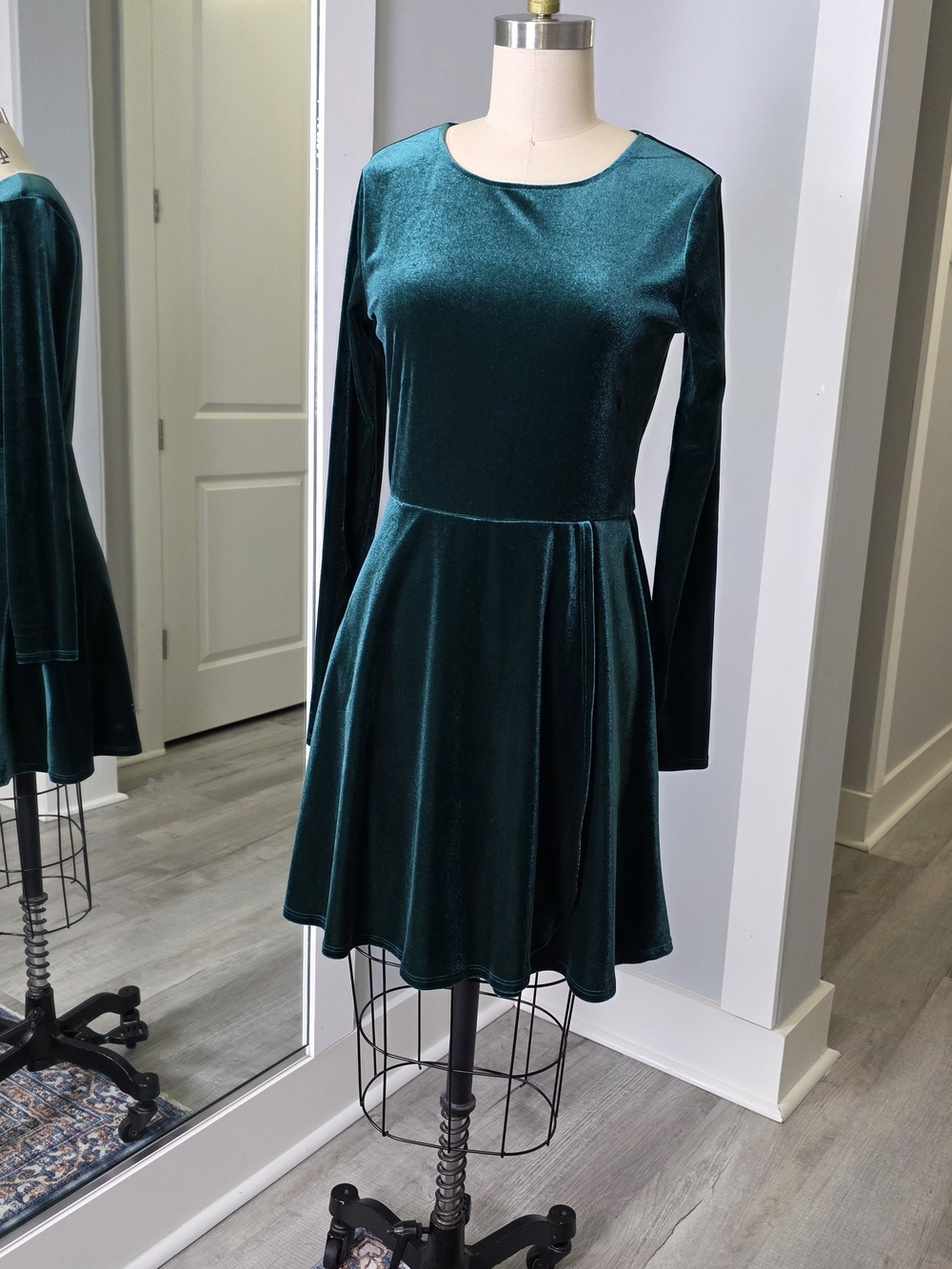 Copper Key Teal Velvet Long-Sleeve Skater Dress